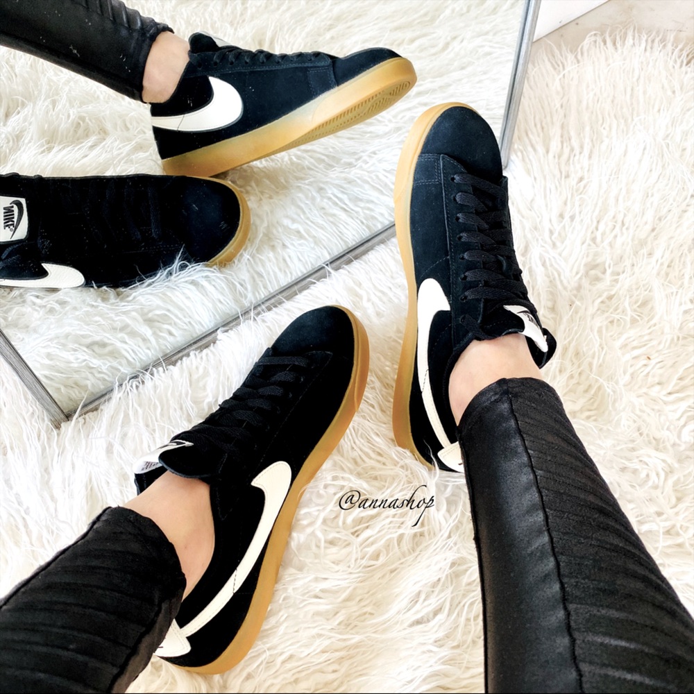 Nike Blazer low suede black shoes